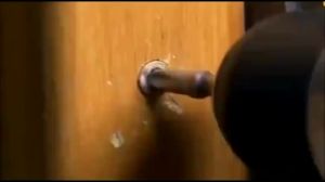 Set Alat Pembuka Baut Rusak Sqrew Extractor - Mudah Lepas Baut yang Patah - Praktis dalam 10 Detik (4 Kepala Baut Berbeda)