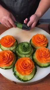 2In1 Alat Rautan Spiral Wortel Timun Sayur Bahan Stainless Hias Bento Makanan Alat Pemotong Sayuran Wortel Pengupas Wortel Peeler Wortel Kreatif Untuk Dekorasi Dapur