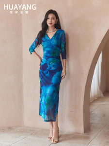 Elegant Blue Print Dress Beach Vacation Style Wrap Bodycon Summer Dress Luxury Feel Stylish V Neck Zipper Closure Midi Dress