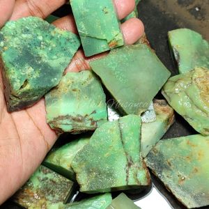 Bongkahan giok napu natural super