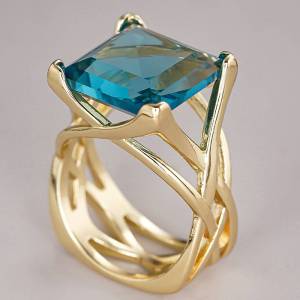 Huitan Cross Hollow Design Women Gold Color Ring Inlaid Bright White/Blue CZ Fashion Wedding Accessories Elegant Party Jewelry