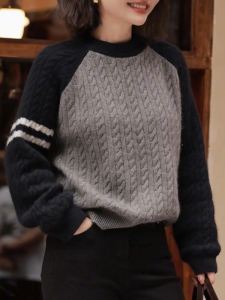 QINGNAER | Color Blocking Round Neck Cable Knit Oversized Sweater