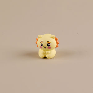 Mini Cute Uzaki Chika Desktop Decoration Resin Craft Micro Landscape Two-Dimensional Cartoon Style Home Decor Accessories