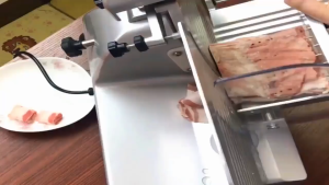 Bảo hành 12 tháng máy thái thịt công nghiệp thái thịt chín thịt sống nạm bò gầu bò chả bò thịt bò tươi đông lạnh