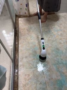 G2E Electric cleaning brush 9 types of brush heads with 2 speeds USB charging IPX7 waterproof long-handle brush white and green 电动清洁刷/电动刷子
