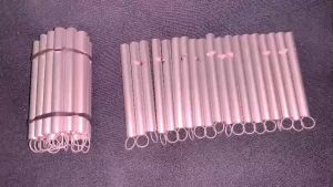 Sáo chim còi phát ra tiếng chim kêu sáo