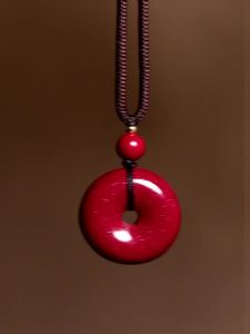 【Ready Stock】Natural raw ore cinnabar safety clasp pendant life year single pendant mens and womens cinnabar jewelry Qixi Valentines Day天然原矿朱砂平安扣吊坠本命年单坠男女款朱砂饰品七夕情人节