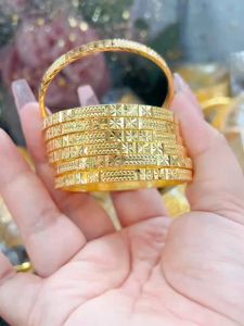 Vòng ngôi sao 3 chấm chuẩn màu 18 cao cấp K547