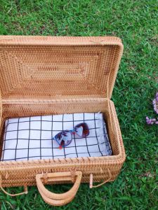 Rattan Suitcase Hand-Knitted High-Quality Rectangular Storage Box Clothes Box Artsy Retro Travel Suitcase