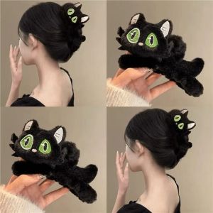 Cute Cat Shaped Plush Hair Claw Womens New 2025 Adorable Dumb Cute Back of Head Bun Hair Clip Fashionable Shark Clamp Hair Accessory