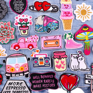 New Hot Sale Embroidery Patch Cartoon Series Patch Iron On Patches For Clothing thermoadhesive Patches For Clothes Jackets DIY