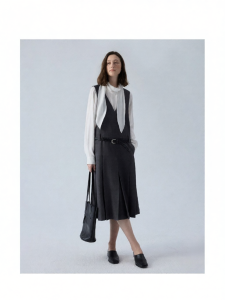 epoque de rueen | Art Gallery Style Pleated Sleeveless Dress