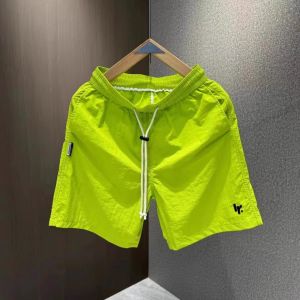Quần Short Nam Mùa Hè Nhanh Khô Mỏng Màu Kẹo Thời Trang Trẻ Trung Thoáng Khí Quần Đi Biển Quần Dài Năm Điểm