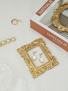 Khung Ảnh Gold - đạo cụ chụp ảnh sản phẩm ins phụ kiện trang trí trang sức nail - phong cách châu Âu