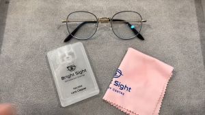 Lens Cleaner (20 ml) & Microfiber Cloth for Eyewear/Camera