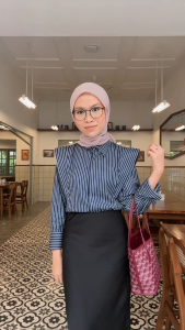 Vella Shirt Kemeja Wanita Salur Atasan WanitaTerbaru 2025 OOTD korean style