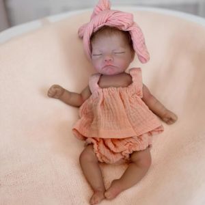 10Inch Bebe Reborn Silicone Doll Girl Với Tóc Được Cấy Ghép 3D Được Vẽ Bằng Cảm Ứng Mềm Mại Búp Bê Sơ Sinh Dành Cho Trẻ Em Quà Tặng Búp Bê Sưu Tầm