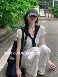 Áo Thun Nữ Cổ Chữ V Tay Ngắn Màu Trắng Phong Cách Tối Giản Thiết Kế Giả Hai Mảnh Áo Ngắn Phong Cách Công Sở Mùa Hè