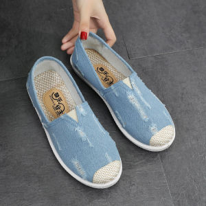 Beijing Ladies Canvas Shoes Slip-On Flat Bottom Soft Sole Traditional Cloth Footwear New 2024 Style Spring Summer Student Flats