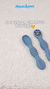 Momi Homi Training Spoon 3018 Sendok dan Teether Silicone Pelatihan Makan Bayi  Peralatan Perlengkapan MPASI Premium Silicone Pre Spoon Sendok Makan Bayi Silikon Feeding Spoons Set  2in1 Empeng Gigitan Bayi   Baby Training Spoon