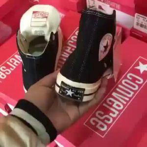 Sepatu Wanita Sneakers Sekolah