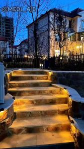 TaffLED Lampu Taman Hias Tangga Tenaga Surya Matahari Otomatis Warm White Outdoor Anti Air