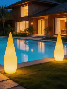 BEAUTY IN THE LIGHT | LED Waterproof Solar Outdoor Floor Lamp