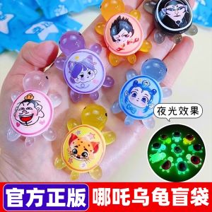ของเล่นเต่าสีสันสดใสที่แสงสว่างในเวลากลางคืน ของเล่นสำหรับผู้หญิงและเด็ก อุปกรณ์เสริมทักษะการมองเห็นแบบสัมผัสได้