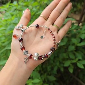 Lắc Ag Ganet Ngọkc Hồng Lựu mix charm Ag dây xâu lõi Ag freesize cho mệnh Hỏa và Thổ - Phong Thủy TUDO