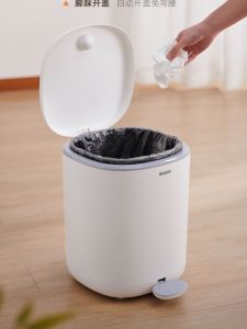 Thùng Rác Chân Đạp Ecoco 11L Hình Tròn Dùng Trong Gia Đình Cho Phòng Tắm Phòng Khách Nhà Bếp Có Nắp Đậy Chất Liệu Nhựa