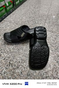 รองเท้าแตะหนังPu แบบสวม หน้าหนังติดป้ายเหล็ก govy soft สี ดำ น้ำตาล 38-43