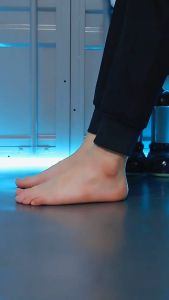 Sepatu Sneakers Terbaru K-26 & Sepatu Trendy Style Kekinian