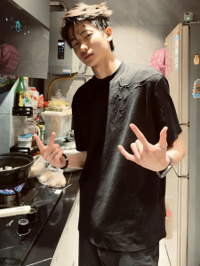 ZHUOCAN | Lightning Embroidery Short Sleeve Tee 5/8 Sleeve