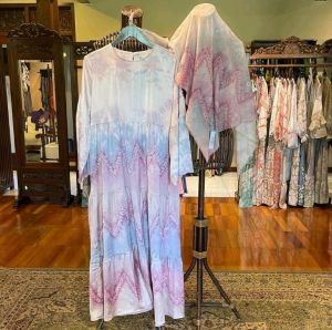 Camila Set Dress + Jilbab by Dian Pelangi LIMITED EDITION Setelan Busana Muslim Baju Maxi Gamis Kaftan Abaya Gaun Outfit Pesta Pernikahan Kondangan Lebaran Wanita Hijaber Cantik Anggun Modis Modern Simple Elegan Mewah Model Korea Terbaru Motif Kekinian