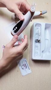 Máy hút mụn chính hãng GOKE bản pro hút mạnh sạch pin dung lượng cao bảo hành 1 năm