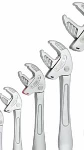 Heavy Duty Industrial Self Adjusting Ratchet Crab Claw Pipe Wrench Wide Jaw for Automotive Plumbing Manufacturing Repair Tool