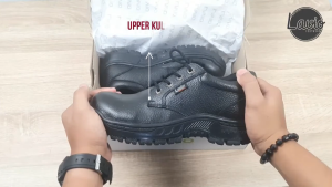 Lavio Sepatu Safety Boots Hitam Original Mars Ujung Besi Kulit Asli