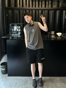 Quần Short Thể Thao Nam Cleanfit Màu Đen Mùa Hè Phong Cách Mới Quần Dài Năm Nút Ống Đứng Quần Dài Thường Ngày Thời Trang