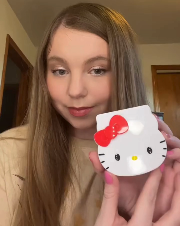 [พร้อมส่งของแท้100%] The Creme Shop Hello Kitty Mattifying Blotting ...