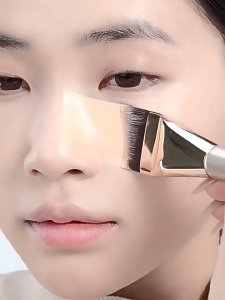 Fishtail Trace-free Foundation Brush Ultra-Thin Blade Design for Flawless Base