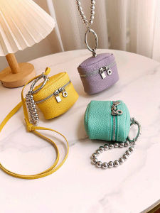 Mini Portable Neck Hanging Head Layer Cowhide Wallet Ins Style Simple Design Lipstick And Earphone Storage Bag Soft Polyester Lining Zipper Closure Daily Use