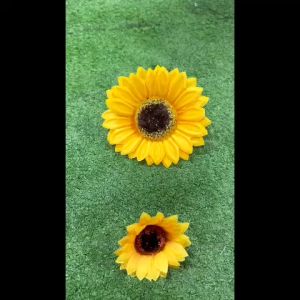 ĐẦU BÔNG HOA HƯỚNG DƯƠNG LỤA.dùng trang trí cổng cưới.derco.nhà hàng quán