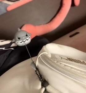 Mini pull string shark toy big fish eats small fish backpack keychain pendant