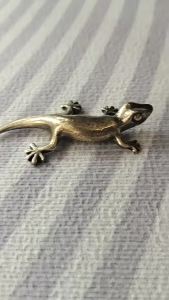 WHPHous | Retro Alloy Gecko Statue Durable Scratch-Resistant Metal Animal Ornament for Home Desktop Decor Gift for Friends