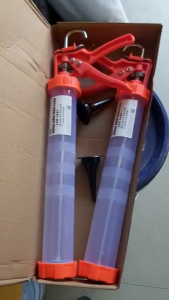 Súng nhựa bắn keo Vmix flex bằng tay dễ sử dụng dùng cho các loại keo trám nứt flex dạng tuýp xúc xích.