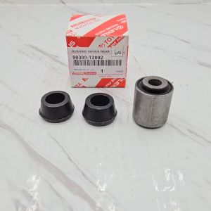 BUSING BOSH LATERAL KIT BELAKANG TOYOTA INNOVA 1SET 3ITEM