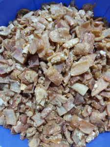 kerupuk babi siap goreng/kerupuk kulit isi/kerupuk kulit samcen/kerupuk kulit babi 500gr /non halal