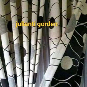 GORDEN JENDELA BAHAN BLACKOUT