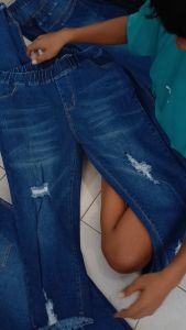 Legging Jeans 7/9 Distro Wanita Jumbo Celana 7/9 Ripped Legging Jeans Wanita Premium