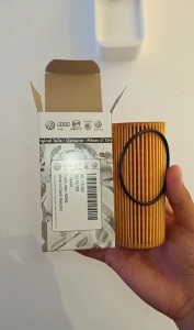 06L 115 562 Volkswagen / Audi 1.8 TSI 2.0 TSI Engine Oil Filter Element Kit ( Filter Cartridge + Seal / Gasket )